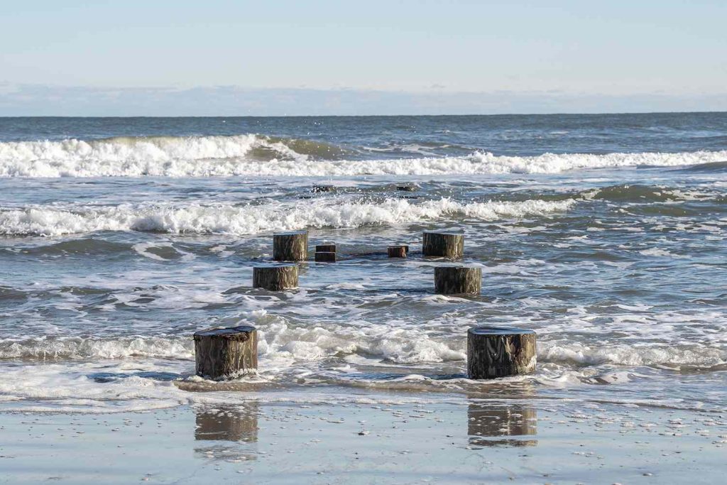 10 Rescued from Sinking Sailboat After Hitting Rocks at Popular N.J. Beach Spot