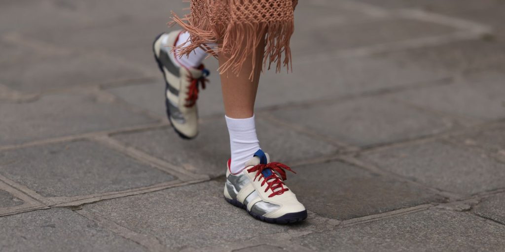 10 Ways to Wear Sneakers With Any Dress in Your Closet