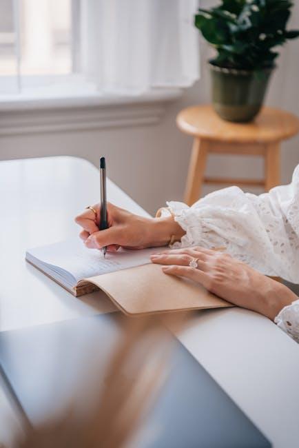 How Journaling Enhances Creativity in the Spotlight