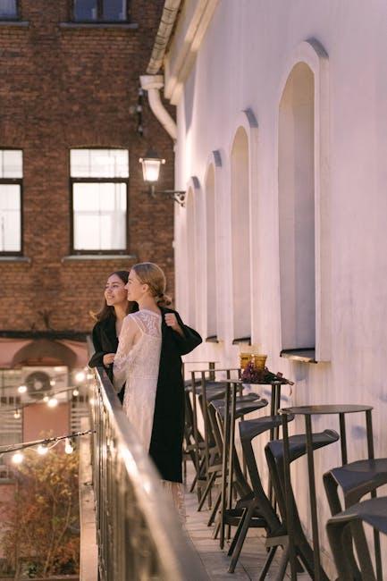 Balancing Individuality and Unity in Celebrity Couple Interviews