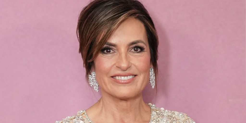 8 Styles Inspired by Mariska Hargitay’s Linen Pants