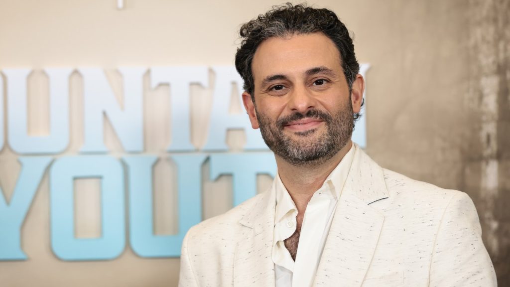 Arian Moayed’s Waterwell Teams With Nimruz for Iranian Artists Grants