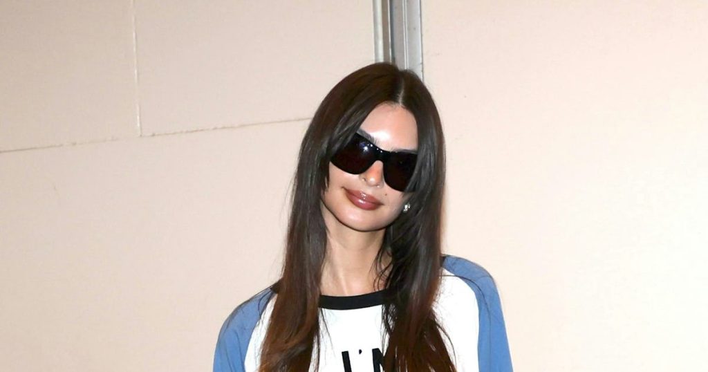 Emily Ratajkowski Wears the Same Capri Pants Twice in One Day