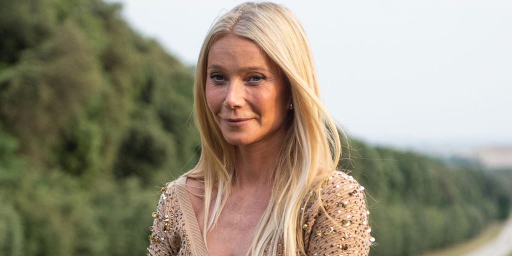 Gwyneth Paltrow Goes Makeup-Free and Cooks in Midriff-Baring PJs