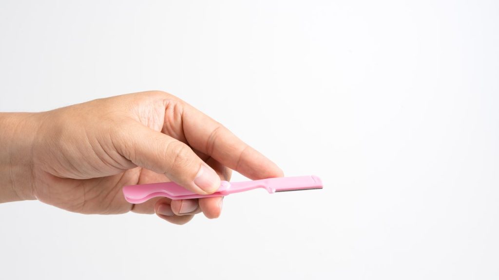 How to Dermaplane at Home, According to Dermatologists and Experts