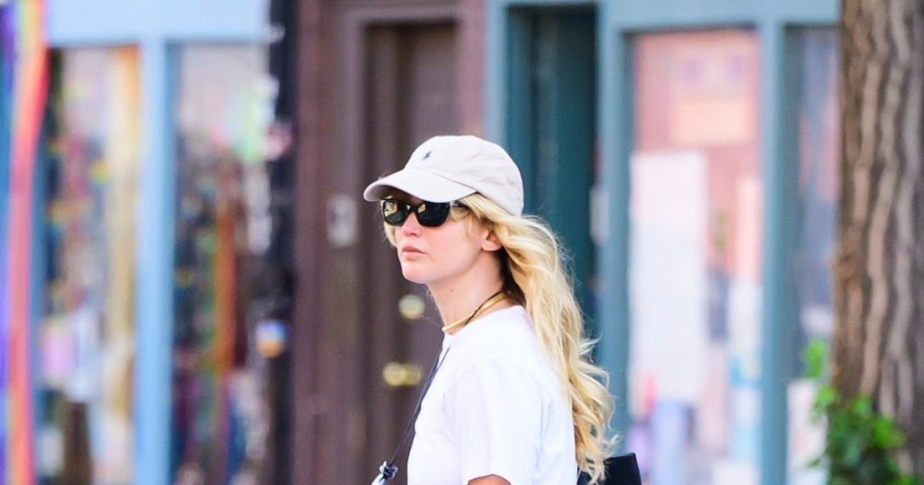 Jennifer Lawrence Stays Loyal to Summer's Favorite Controversial Shoe