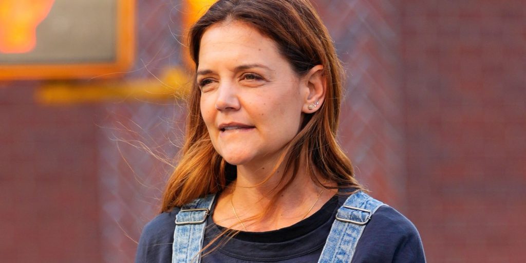 Katie Holmes Wore Breezy Denim Overalls for Summer and Fall