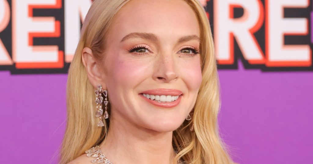 Lindsay Lohan Brings Disney Princess Glamour to the 'Freakier Friday' Premiere