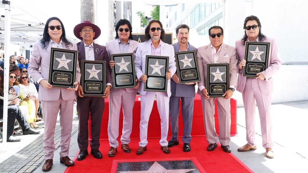 Los Bukis Dedicate Walk of Fame Star to Immigrants: 'We Are With You'
