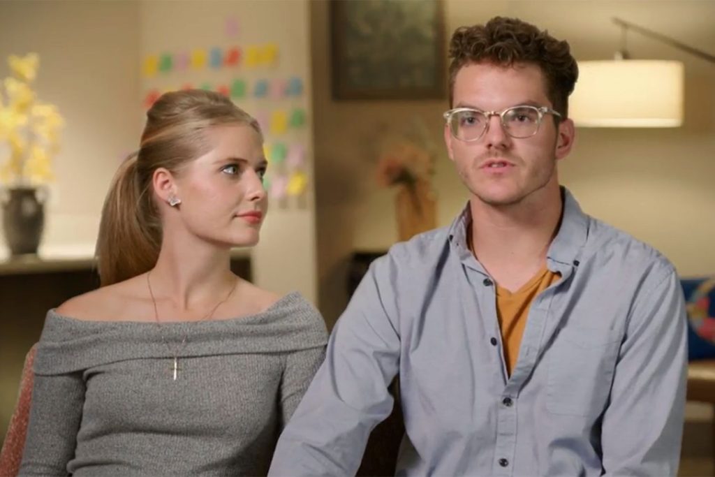 Lydia and Zac Wait Until Wedding for First Kiss (Exclusive)