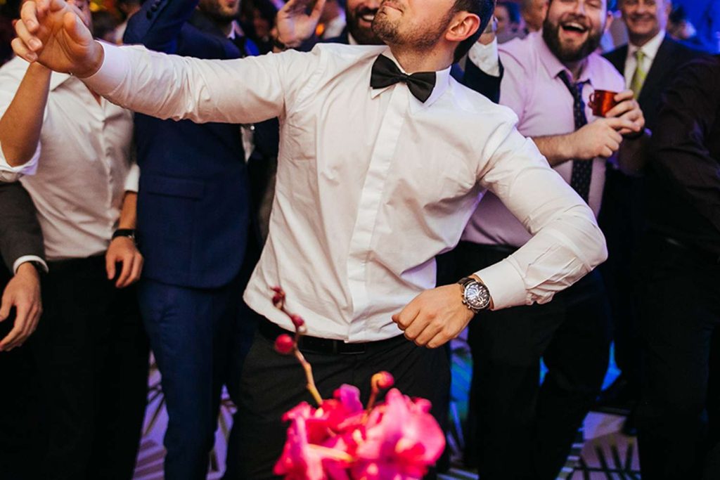 Man Skips Twin Brother’s Wedding Since He Wasn’t Invited to the Engagement Party