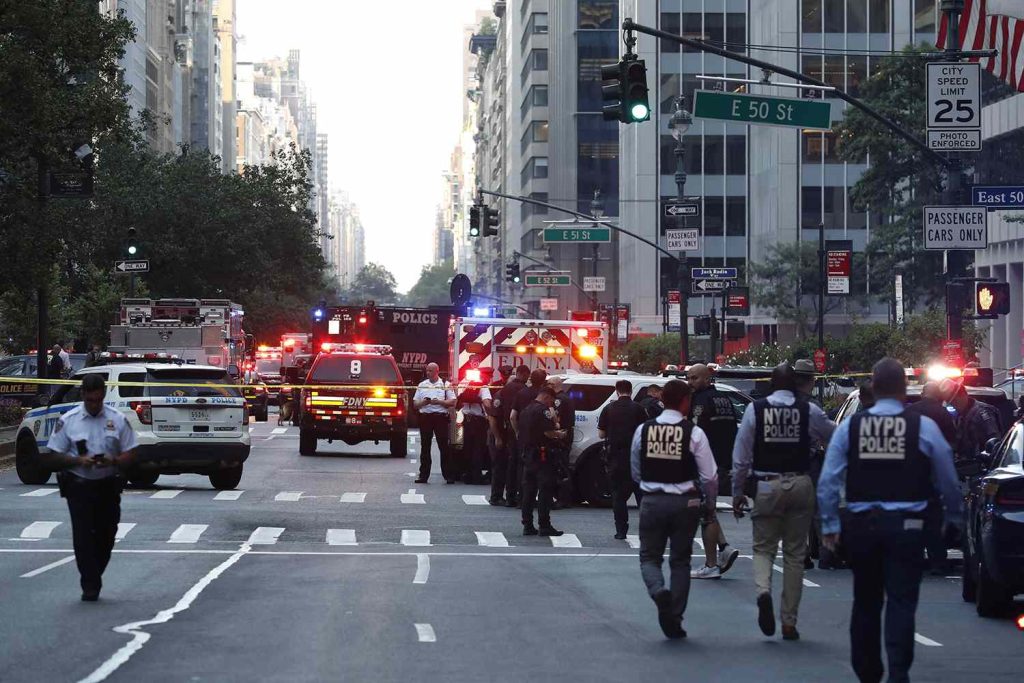 NFL Staffer ‘Seriously Injured’ After N.Y.C. Headquarters Attacked by Shooter: Report