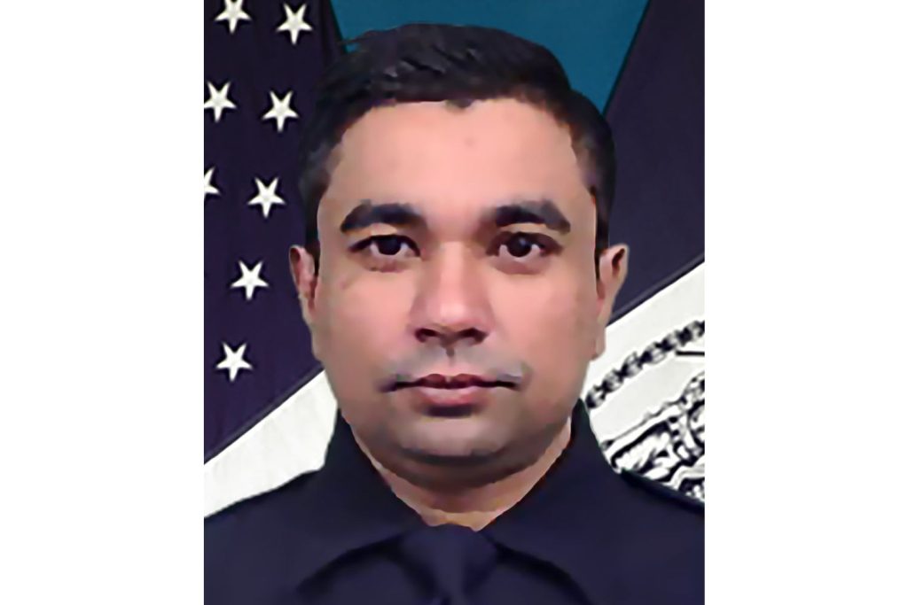 Off-Duty Officer Killed in N.Y.C. Shooting Identified as Didarul Islam, Father of 2