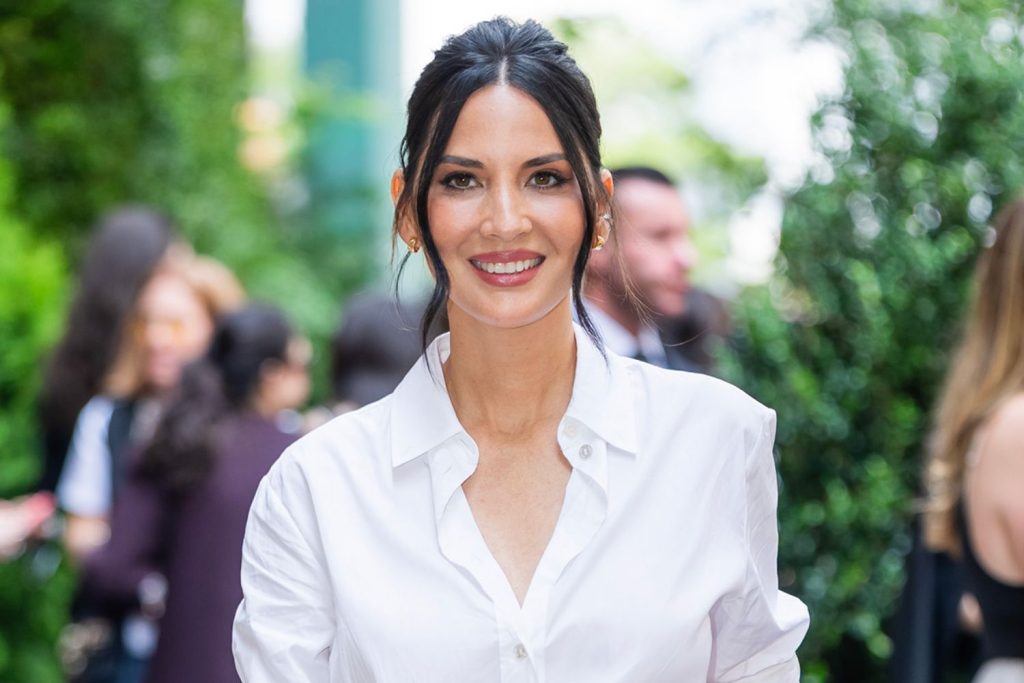 Olivia Munn’s Flare Jeans Look Similar to These Styles at Amazon