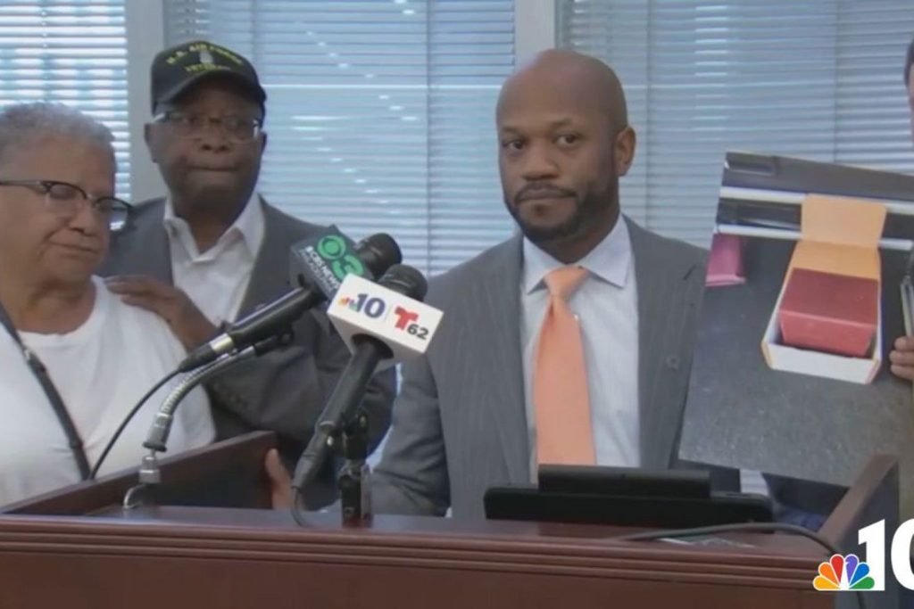 Parents Claim Funeral Homes Gave Them Late Son's Brain in an Unmarked Box