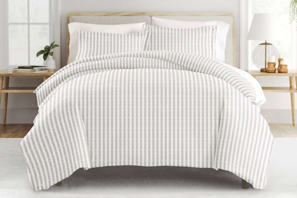 This Summer Duvet Cover at Wayfair Is on Sale from $29