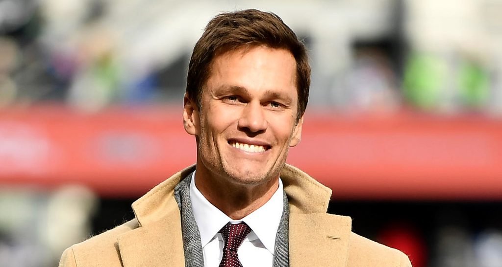 Tom Brady Photographed Going Shirtless on Yacht Vacation in Saint-Tropez!