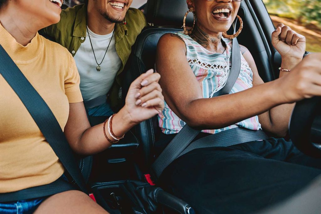 Woman Backs Out of Group Trip. Now, Her Friends Want Her to Cover Everyone's Loss