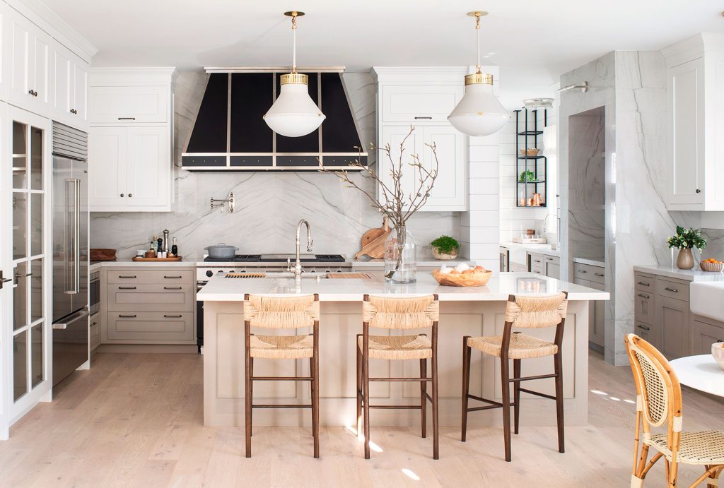 5 Updates To Refresh Your Modern Farmhouse Kitchen Without Renovating