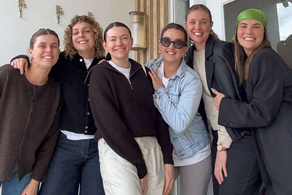6 Friends Open Joint Bank Account to Pay for Girls’ Trips Without Stress (Exclusive)
