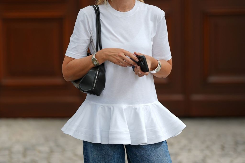 8 Controversial Fashion Trends Making a Surprising Return In 2025