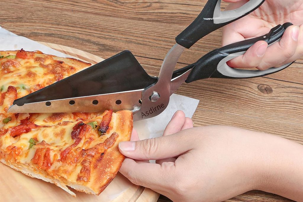 9 Useful Amazon Gadgets Under $10 to Save You Time