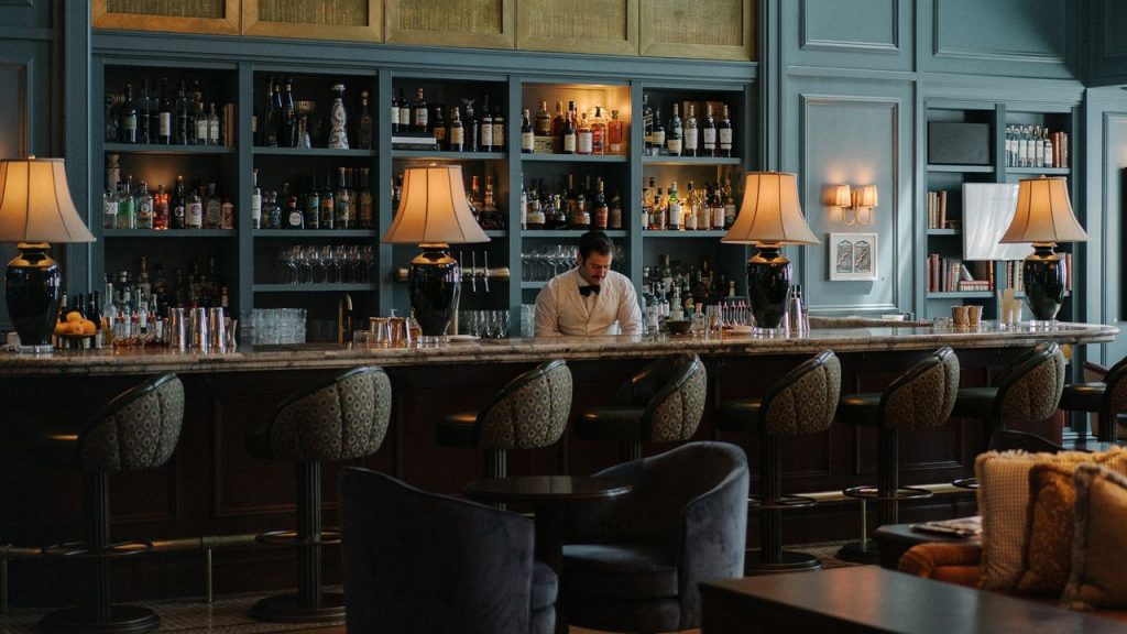 A Night at Ned’s: The $5,000 Price Tag for Cocktails With the MAGA Set