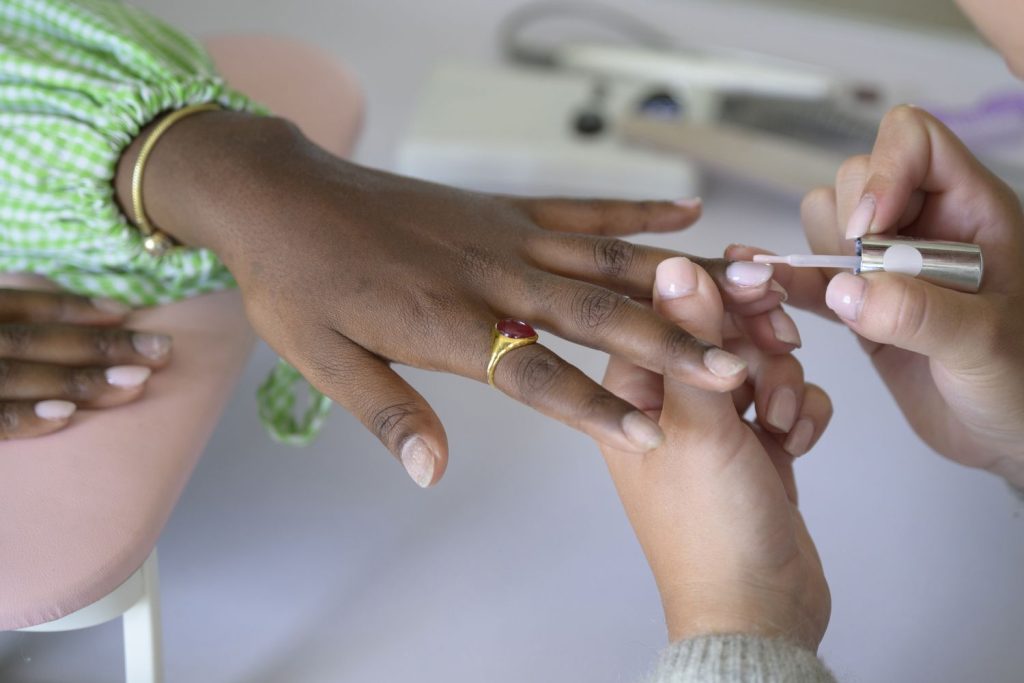 Do You Need to Let Your Nails "Breathe" Between Manicures?