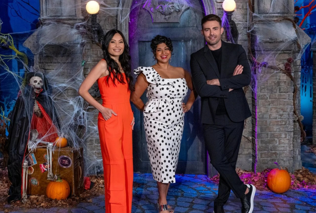 Food Network Is Bringing Back 2 Iconic Halloween Baking Shows This Fall