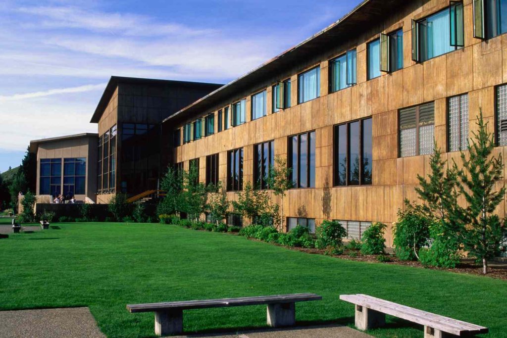 Hundreds Potentially Exposed to Rabies at Grand Teton National Park Lodge