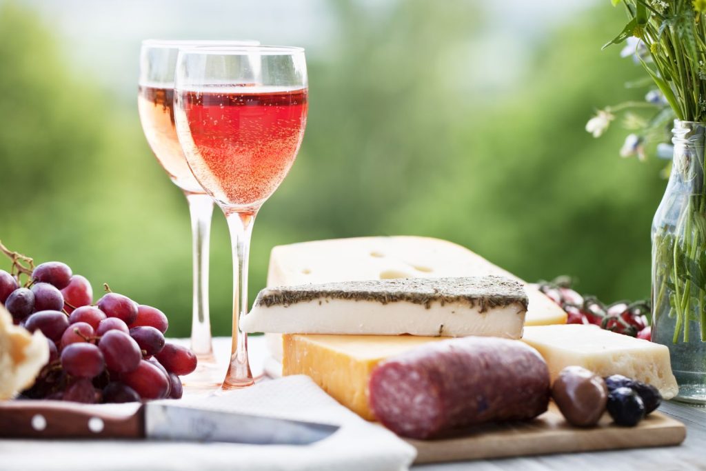 I Asked a Cheesemaker for the Best Wines and to Pair With Cheese, and These Are the 4 They Always Recommend