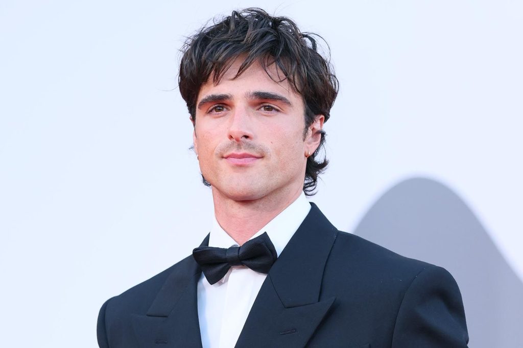 Jacob Elordi Moved to Tears as 'Frankenstein' Earns 13-Minute Standing Ovation
