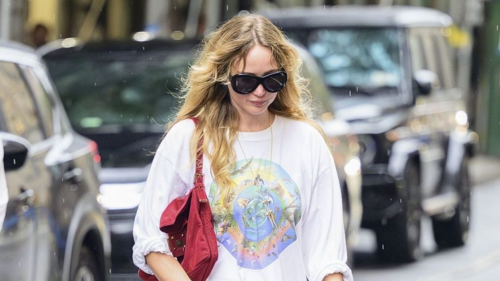 Jennifer Lawrence Does Dressed-Down Boho Style