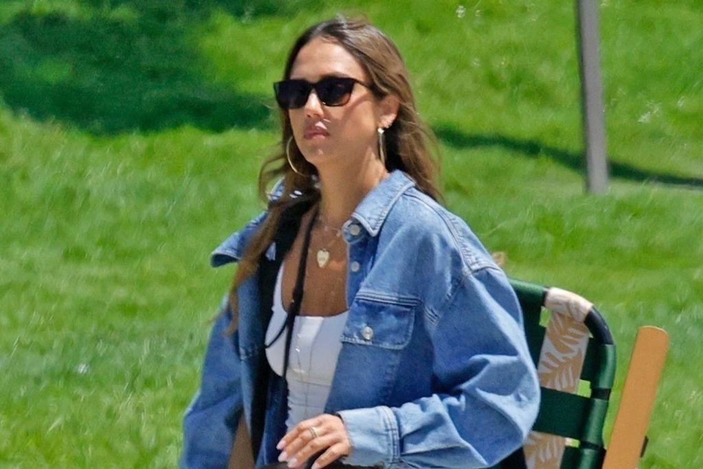 Jessica Alba Wore a Denim Jacket and $310 Ballet Flats, Get the Look