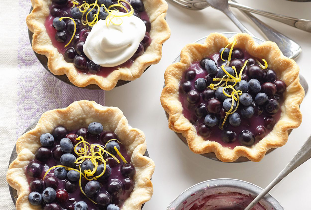 Mini Bakes Are the Bite-Sized Dessert Trend Taking Over This Fall