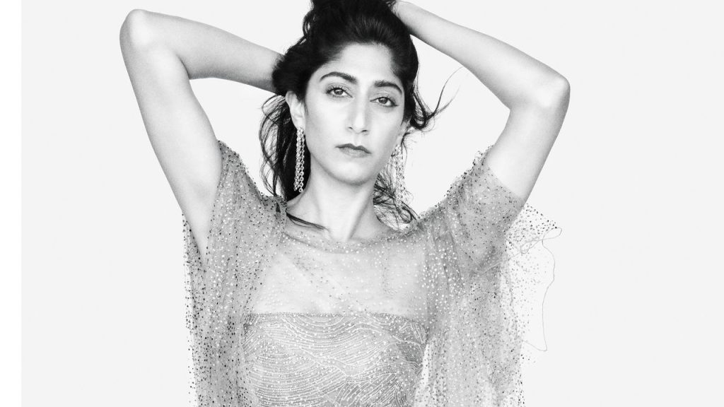 Sunita Mani on Clowning Around in ‘The Roses’