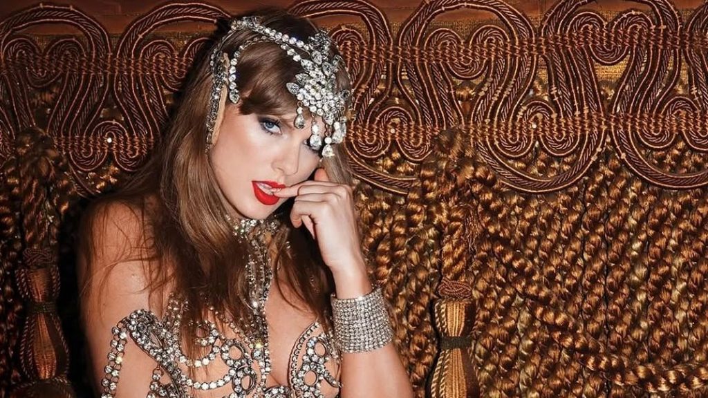 Taylor Swift’s Showgirl Costume Has a Rich Las Vegas History