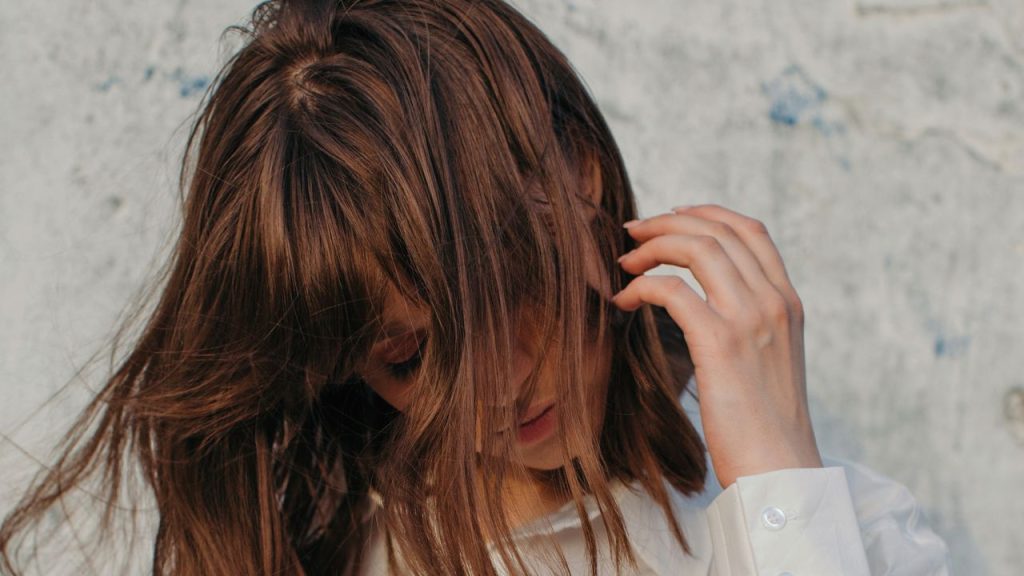 12 Best Leave-In Conditioners for Dry Hair, According to Hairstylists