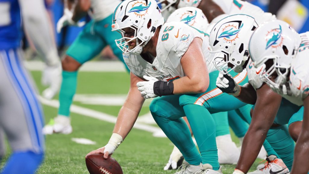 How To Stream NFL Games on CBS With Paramount+