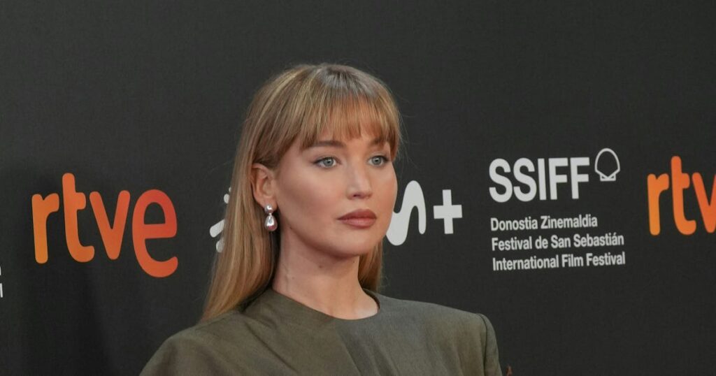Jennifer Lawrence Dresses Like a Sexy Librarian in Cut-Out Belt Gown