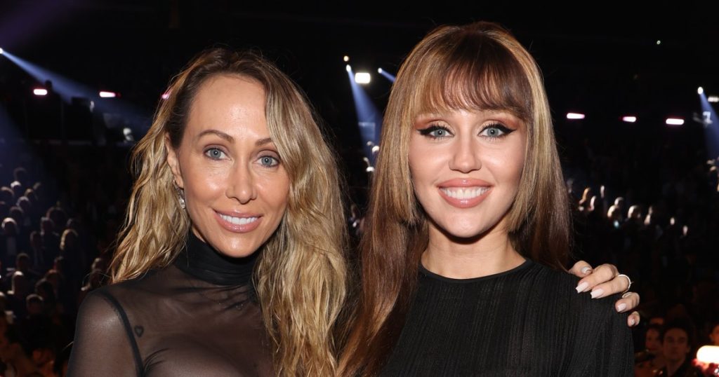 Miley Cyrus Calls Out Mom Tish For Bad Dating Advice