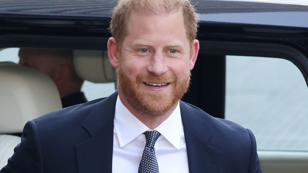 Prince Harry Hopes to Visit King Charles During London Visit, Sources Say