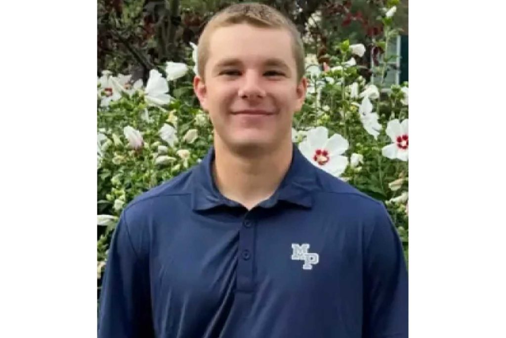 Teenager Identified After Being Killed by a Deer That Smashed Into Windshield
