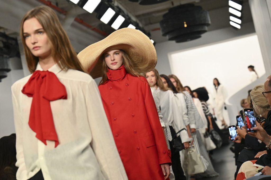 The Best and Most Star-Studded Moments from Ralph Lauren's New York Fashion Week Show