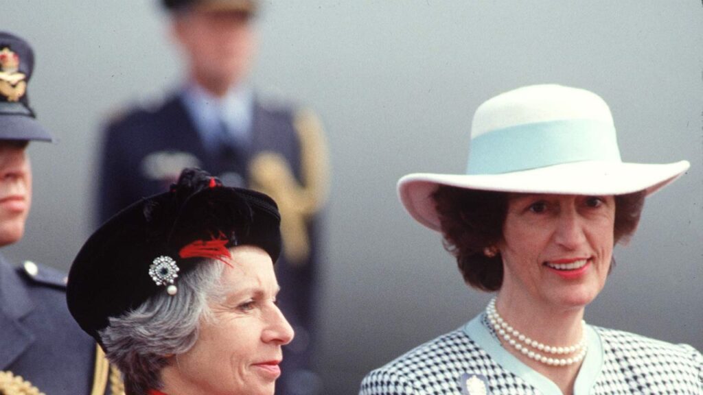 A Tiara Belonging to Queen Elizabeth's Lady-In-Waiting Is Going To Auction