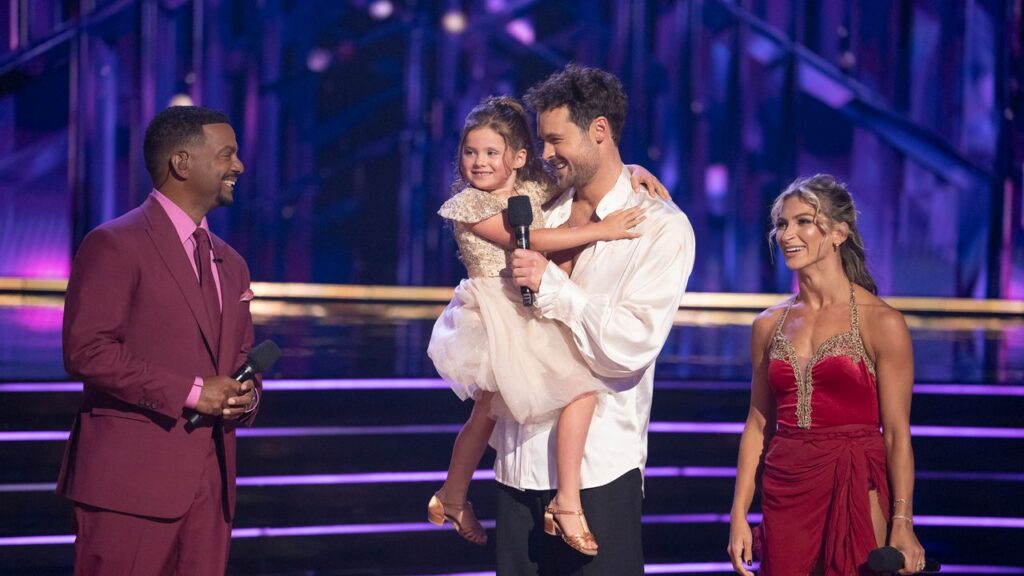 Dylan Efron and His Little Sister Brought Everyone to Tears on DWTS