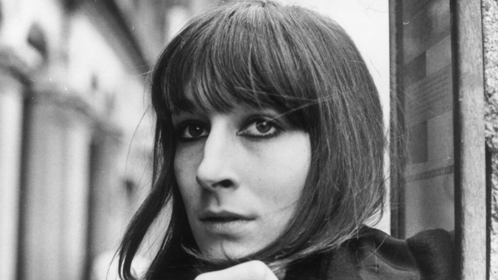 Glamour and Grit: Anjelica Huston’s Cultured Coolness