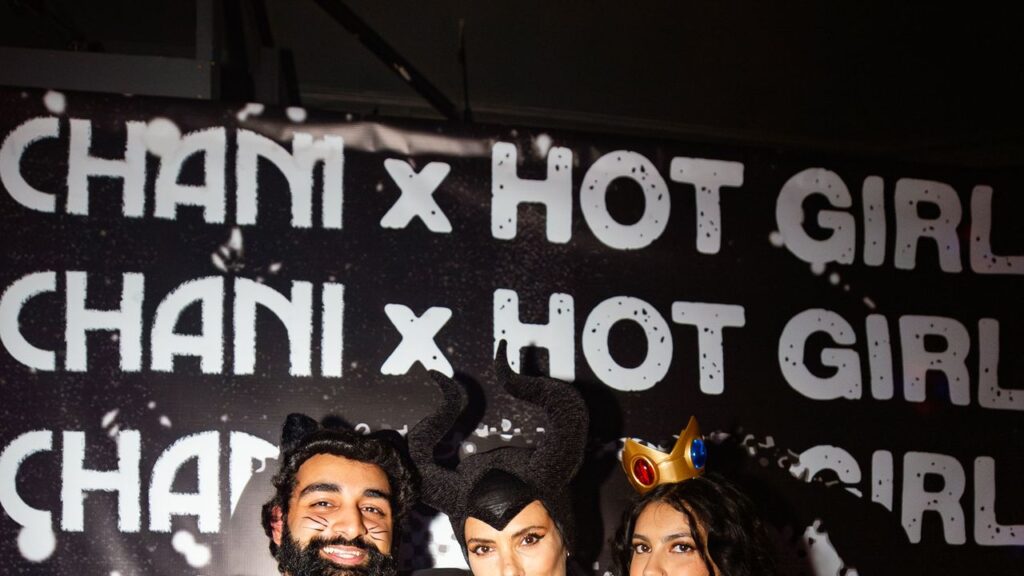 Inside Hot Girls for Zohran’s Halloween Party 4 Zohran Inside Hot Girls for Zohran’s Halloween Party 4 Zohran