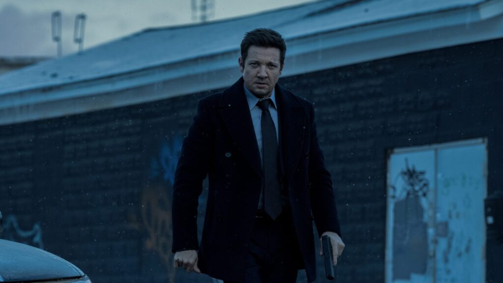 Jeremy Renner Says 'Buckle Up' for Season 4