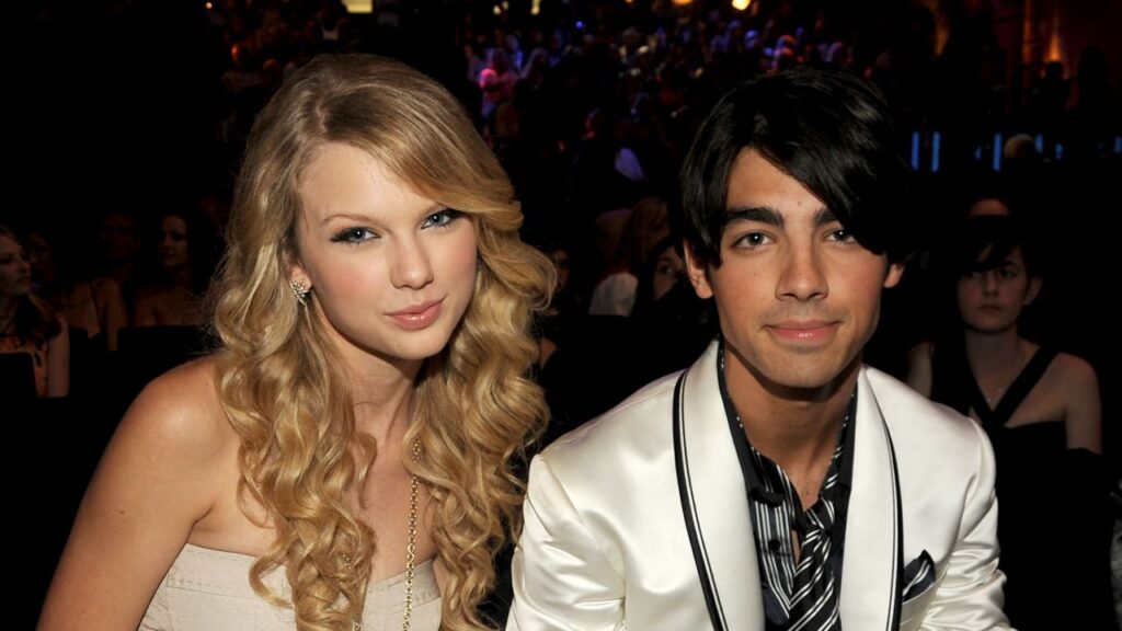 Taylor Swift Fans Say ‘Life of a Showgirl’ Sounds Like This Jonas Brothers Song